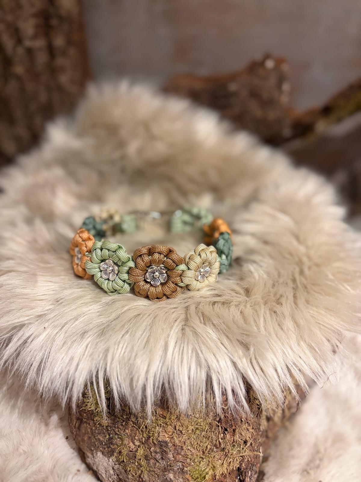 🌸 Blumenhalsband Stella 🌸